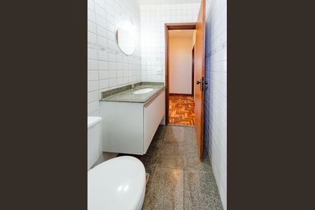 Apartamento à venda com 141m², 3 quartos e 2 vagasBanheiro social