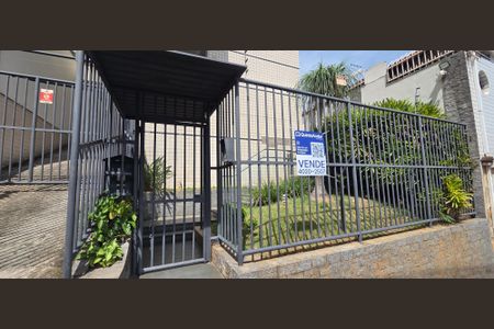 Apartamento à venda com 141m², 3 quartos e 2 vagasPlaquinha instalada