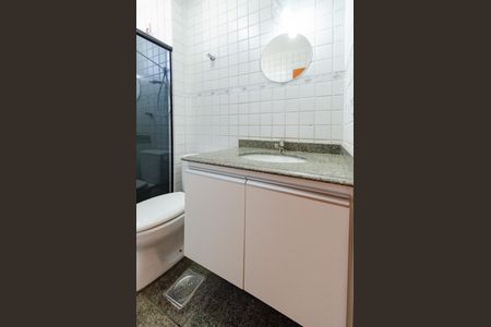 Apartamento à venda com 141m², 3 quartos e 2 vagasBanheiro social