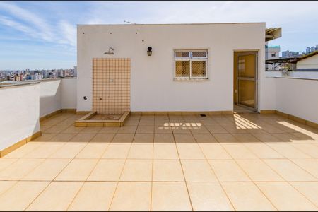Apartamento à venda com 141m², 3 quartos e 2 vagasCobertura