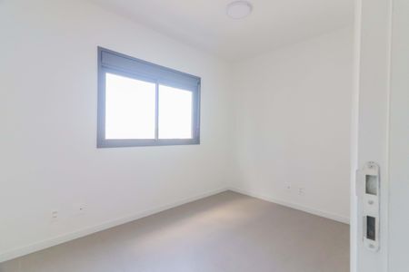 Quarto 2 de apartamento para alugar com 3 quartos, 68m² em Vila Sonia, São Paulo