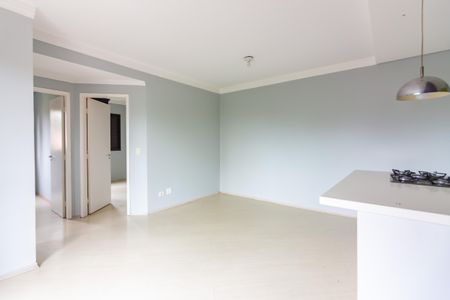 Sala  de apartamento para alugar com 2 quartos, 62m² em Quitaúna, Osasco