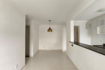Apartamento para alugar com 68m², 2 quartos e 1 vagaSala