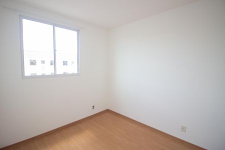 Quarto 2 de apartamento para alugar com 2 quartos, 45m² em Chacaras Reunidas Santa Terezinha, Contagem