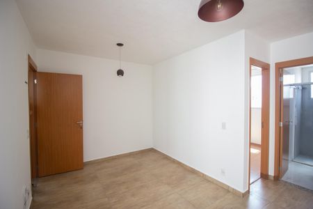 Sala de apartamento para alugar com 2 quartos, 45m² em Chacaras Reunidas Santa Terezinha, Contagem
