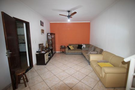 Sala de casa para alugar com 3 quartos, 180m² em Jardim Astro, Sorocaba