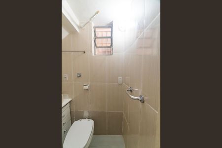 Banheiro de casa para alugar com 1 quarto, 35m² em Vila Monte Alegre, São Paulo