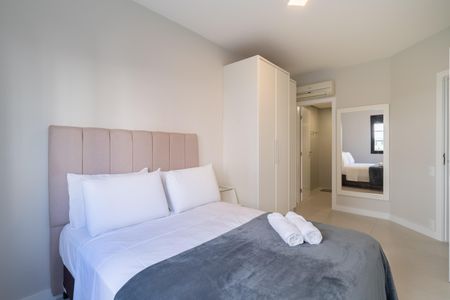 Apartamento para alugar com 2 quartos, 100m² em Centro, Florianópolis