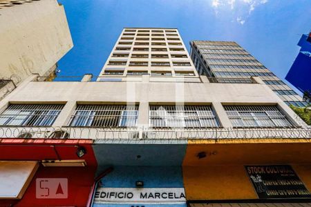 Apartamento para alugar com 42m², 1 quarto e sem vagaFachada