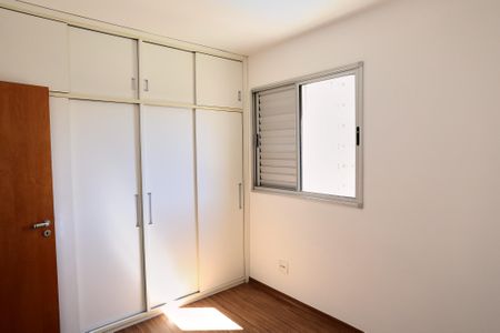 Apartamento para alugar com 92m², 3 quartos e 2 vagas Apartamento para alugar com 92m², 3 quartos e 2 vagasSuíte