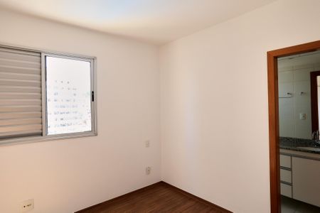 Apartamento para alugar com 92m², 3 quartos e 2 vagas Apartamento para alugar com 92m², 3 quartos e 2 vagasSuíte
