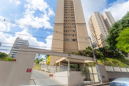 Apartamento para alugar com 92m², 3 quartos e 2 vagas Apartamento para alugar com 92m², 3 quartos e 2 vagasFachada