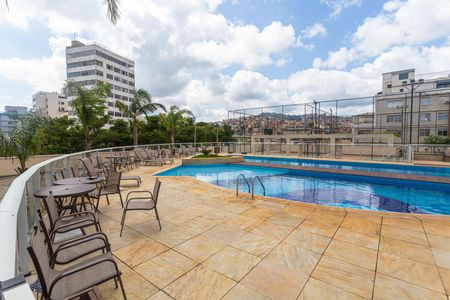 Apartamento para alugar com 92m², 3 quartos e 2 vagas Apartamento para alugar com 92m², 3 quartos e 2 vagasÁrea comum - Piscina