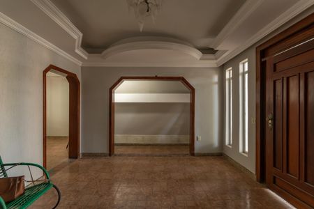 Sala de casa para alugar com 3 quartos, 360m² em Minas Caixa, Belo Horizonte