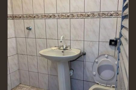 Casa à venda com 4 quartos, 101m² em Quitaúna, Osasco