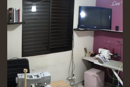 Casa à venda com 4 quartos, 101m² em Quitaúna, Osasco