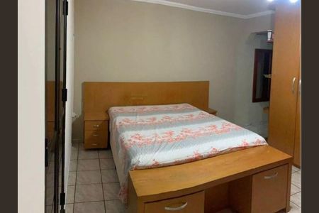 Casa à venda com 4 quartos, 101m² em Quitaúna, Osasco