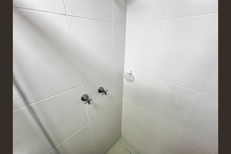 Apartamento para alugar com 49m², 2 quartos e 1 vaga Apartamento para alugar com 49m², 2 quartos e 1 vagaBanheiro