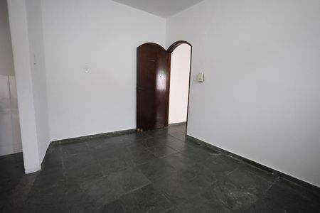 Casa para alugar com 3 quartos, 256m² em Vila Vitória, Santo André
