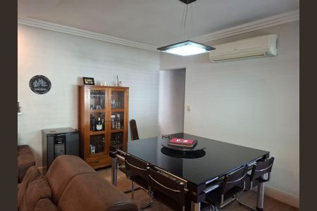 Casa à venda com 3 quartos, 130m² em Vila Pires, Santo André