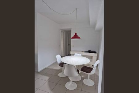 Apartamento à venda com 92m², 2 quartos e 1 vaga