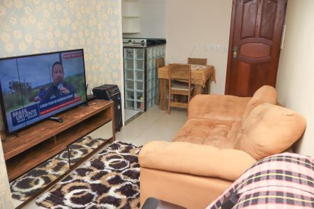 Sala de apartamento para alugar com 1 quarto, 45m² em Nova Brasília, Salvador