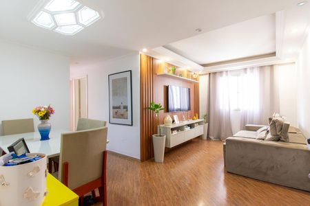 Sala de apartamento à venda com 3 quartos, 72m² em Vila Bancaria, São Paulo