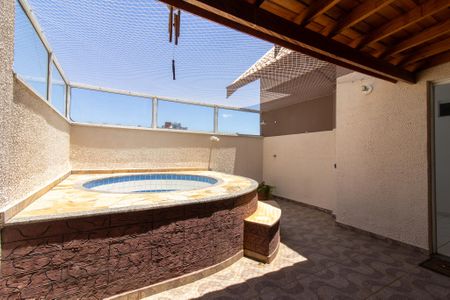 Apartamento para alugar com 100m², 3 quartos e 2 vagasÁrea comum