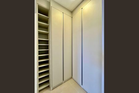 Closet de apartamento para alugar com 1 quarto, 55m² em Centro, Campinas