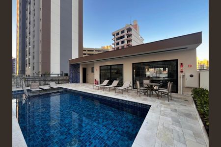 Apartamento para alugar com 55m², 1 quarto e 1 vaga Apartamento para alugar com 55m², 1 quarto e 1 vagaPiscina casa de campo