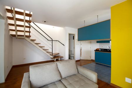 Sala 1 de apartamento para alugar com 1 quarto, 116m² em Pinheiros, São Paulo