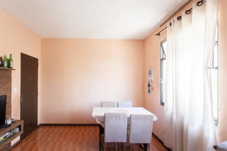 Sala de apartamento à venda com 2 quartos, 70m² em Copacabana, Belo Horizonte