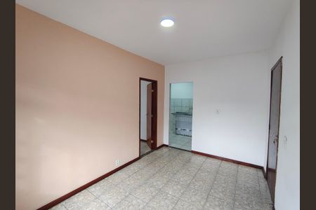 Sala de apartamento para alugar com 1 quarto, 50m² em Taquara, Rio de Janeiro