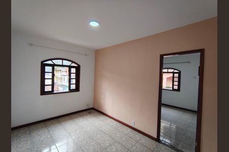 Sala de apartamento para alugar com 1 quarto, 50m² em Taquara, Rio de Janeiro