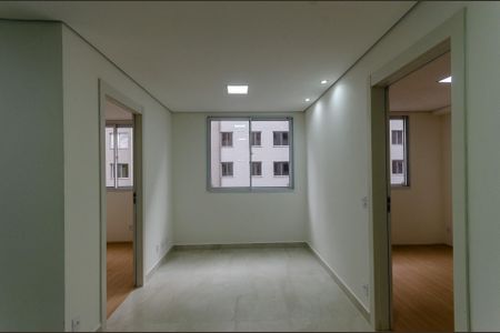 Sala de apartamento para alugar com 2 quartos, 39m² em Piqueri, São Paulo