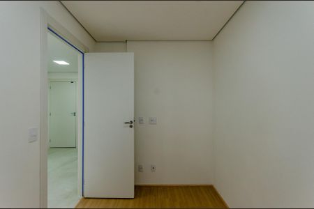 Quarto 1 de apartamento para alugar com 2 quartos, 39m² em Piqueri, São Paulo