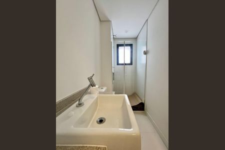 Banheiro de apartamento para alugar com 1 quarto, 55m² em Centro, Campinas