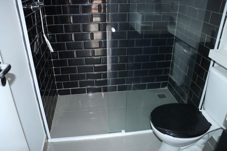 Casa de condomínio para alugar com 145m², 3 quartos e 3 vagasBanheiro da Suíte