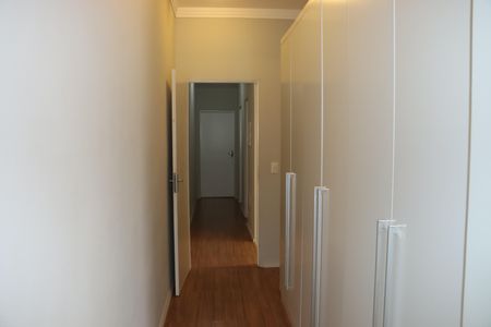 Casa de condomínio para alugar com 145m², 3 quartos e 3 vagasSuíte