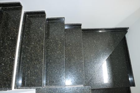 Casa de condomínio para alugar com 145m², 3 quartos e 3 vagasEscada