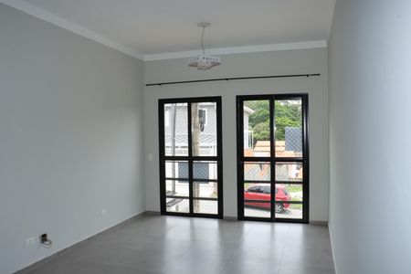 Casa de condomínio para alugar com 145m², 3 quartos e 3 vagasSala