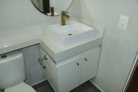 Casa de condomínio para alugar com 145m², 3 quartos e 3 vagasBanheiro