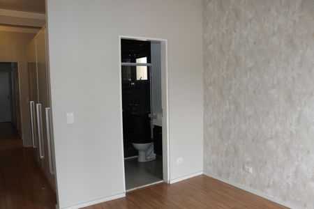 Casa de condomínio para alugar com 145m², 3 quartos e 3 vagasSuíte