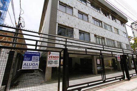 Apartamento para alugar com 100m², 2 quartos e 1 vagaFachada 