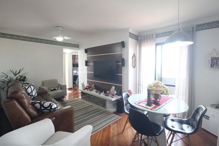 Apartamento à venda com 3 quartos, 72m² em Jardim Luanda, São Paulo