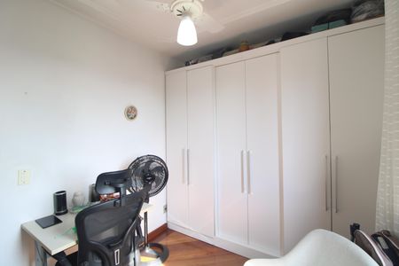 Apartamento à venda com 3 quartos, 72m² em Jardim Luanda, São Paulo