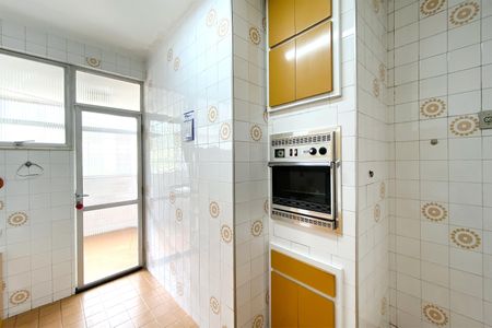 Apartamento à venda com 170m², 4 quartos e 3 vagas Apartamento à venda com 170m², 4 quartos e 3 vagasCozinha