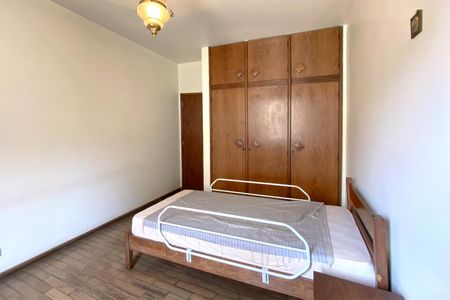 Apartamento à venda com 170m², 4 quartos e 3 vagas Apartamento à venda com 170m², 4 quartos e 3 vagasQuarto 2