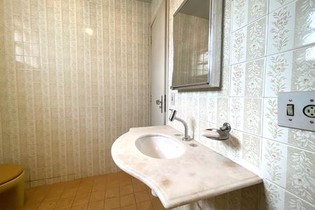 Apartamento à venda com 170m², 4 quartos e 3 vagas Apartamento à venda com 170m², 4 quartos e 3 vagasBanheiro