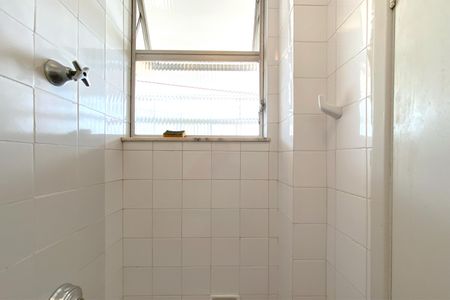 Apartamento à venda com 170m², 4 quartos e 3 vagas Apartamento à venda com 170m², 4 quartos e 3 vagasBanheiro de serviço